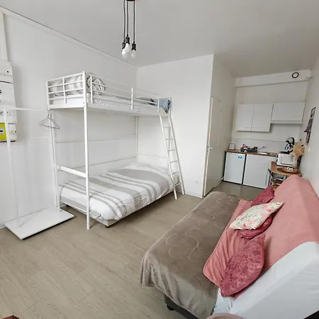 Apartment Le Mauperthuis